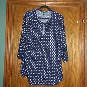 Lauren Navy White Front Key Hole Long Sleeved Top